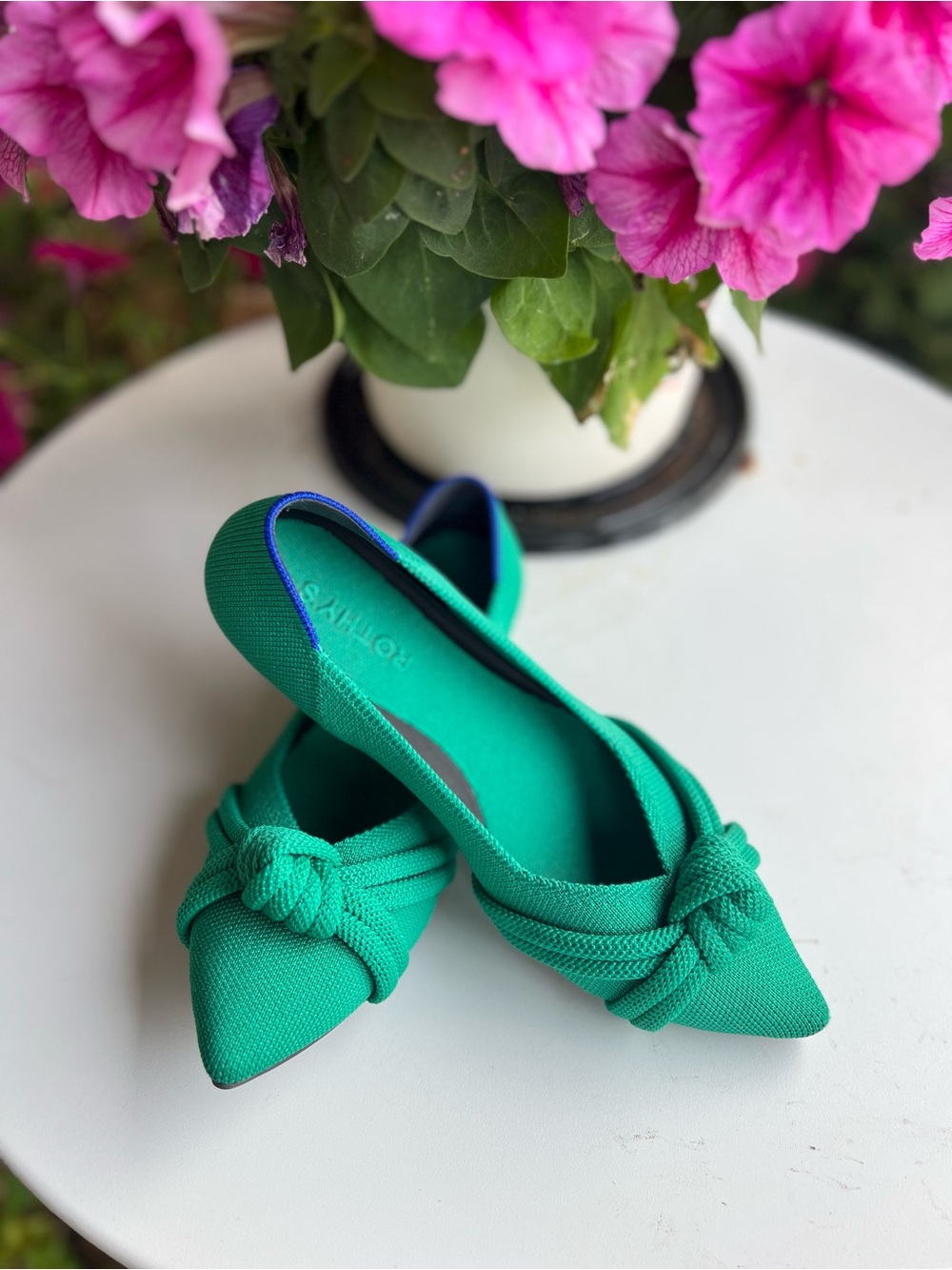 Rothy's The Knot Point II 
Flats in Emerald Green Size 8 - Picture 3 of 4